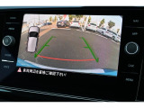 【リヤビューカメラ(Rear Assist)】後方確認や障害物検知をアシストし、安全な駐車をサポート。