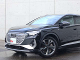 Q4 e-tron 40 Sライン 