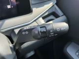 対向車が来ると自動でハイビームからロービームに切替してくれるシステムです。