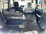 リヤシートを倒せばご覧の通り!沢山の荷物を積むことが出来ます♪