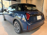 かわいいテールのデザインはほかの車にはない魅力があります。ひと目で&ldquo;MINI&rdquo;とわかるデザインはアナタを虜にしてしまうかもしれません