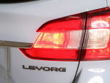 LEDリヤフォグランプ装備!濃霧や吹雪などの悪天候時に自車位置を後続車に知らせ、視界不要による追突を防止することができます。