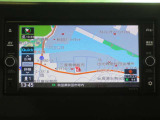 純正メモリーナビ装着車です☆お出かけの際に安心なカーナビ機能はもちろん、TV機能も付いています♪