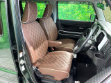 運転席シート廻りは使用感も少なく、良好な状態となっています。丁寧に使われていたことがよくわかりますね。