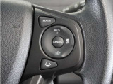 ◆アダプティブクルーズコントロール◆予め設定した車速内でクルマが自動的に加減速。前走車との適切な車間距離を維持しながら追従走行します。【LKAS】車線維持支援システムでステアリング操作を支援。