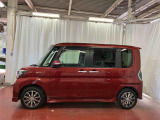 【スマートアシストIII搭載車】 衝突回避支援ブレーキ機能(対車両・歩行者)、衝突警報機能(対車両・対歩行者)、誤発信抑制制御機能などの機能で安全な運転をサポートします。