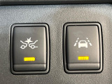 【エマージェンシーブレーキ】走行中に前方の車両等を認識し、衝突しそうな時は警報とブレーキで衝突回避と被害軽減をアシスト。より安全にドライブをお楽しみいただけます。