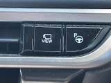 【アドバンストパーク】駐車するスペースの横に停車後、スイッチを押すだけで、システムがステアリング・シフト・アクセル・ブレーキを操作し、駐車を完了させます!機能には限界があるためご注意ください。