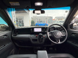 インパネ周りのお写真です。 視界が広く運転もしやすくなっております♪