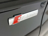 スイッチひとつひとつの隙間を1ミリ以下に抑え、まるで彫刻のような存在感と徹底的な微調整により柔らかな押し心地を実現する「ゼロタッチ」など世界でも高い支持を得るアウディのインテリアをぜひご堪能ください