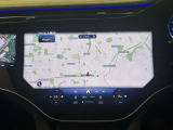 バックカメラにより駐車時の後方確認も楽にできます。