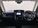 機能性あふれる運転席周りになっています。スイッチ類もとても使いやすく快適に運転できます♪