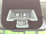 【エマージェンシーブレーキ】走行中に前方の車両等を認識し、衝突しそうな時は警報とブレーキで衝突回避と被害軽減をアシスト。より安全にドライブをお楽しみいただけます。
