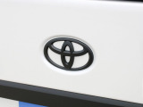 TOYOTAエンブレム艶無しブラックペイント済み!!
