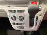 納車前にはプロのメカニックが、各部の点検を行います。ディーラーにしか出来ない品質、そしてサービスできっと満足していただけると思います!
