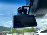 【ドライブレコーダー】ドライブレコーダー装備!走行中はもちろん、あおり運転や事故に遭遇した際、映像で記録し、万一のリスクに備えます。※記録用SDカードはお客様ご自身でご準備いただく必要があります。