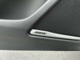 【BOSEサウンドシステム】BOSE社製スピーカー搭載!共同開発による室内空間に適した音響チューニング♪臨場感のあるリアルなサウンドを実現したオーディオシステムです♪車内での音楽鑑賞をより楽しめます♪