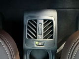 車両の詳細、ご質問につきましては、弊社営業スタッフまでお気軽にご連絡下さいませ。遠方のお客様には実車の詳細画像送信も承ります。お客様からのお問合せをお待ち致しております。