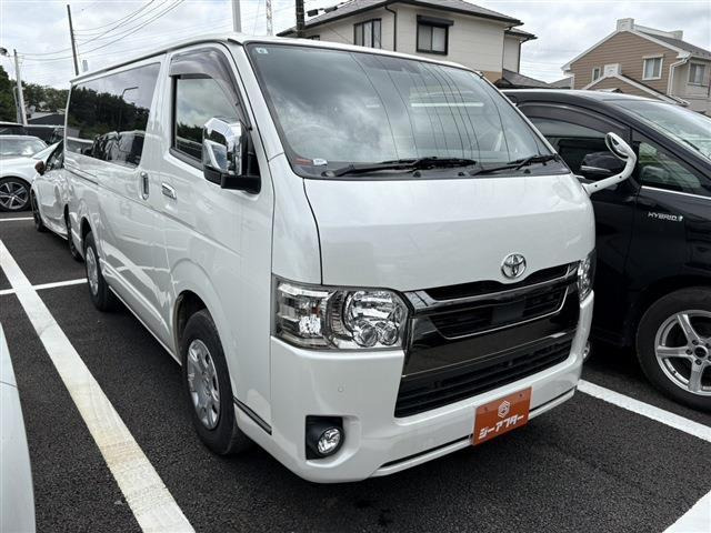 トヨタ ハイエースバン 