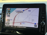 【ナビゲーション】便利なナビ付き、知らない道でも安心です。遠方から自宅へ帰る際にも活躍します。