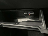 ETC車載器付きです♪高速道路をスイスイと通過!で、キャシュレス!クルマは料金所をノンストップで通過することができます☆
