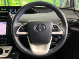 【純正革巻きステアリング】上質な革を使用することで、手にしっかり馴染みとても運転しやすいハンドルです♪