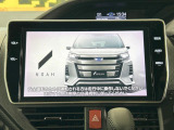 【純正10インチナビ】使いやすいナビで目的地までしっかり案内してくれます。各種オーディオ再生機能も充実しており、お車の運転がさらに楽しくなります!!