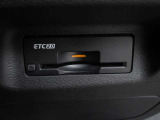 ビルトインETC2.0 インストルメントパネルのデザインにフィットするETCです。