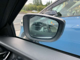 オレンジの点滅で後ろからきている車など、教えてくれます♪