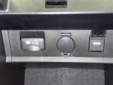 シガーソケット用の充電器が使用可能です!