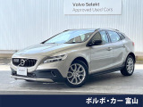 ボルボ V40クロスカントリー