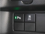 ◆パーキングセンサーシステム◆車庫入れの時などに近くに障害物がある場合、障害物までの距離を音で知らせてくれます。