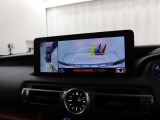 車両周辺の安全確認をするパノラミックビューモニター