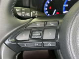 ステアリングスイッチ装備!運転しながら手元でオーディオの操作などができます。