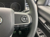 【アダプティブクルーズコントロール】高速道路での長距離走行が楽に!!自動で速度を保つクルーズコントロールが、衝突軽減システムと連携し、前方の車両を感知して車間を保つように速度調節してくれます!!