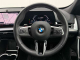 BMW Premium Selection 江戸川は、約20台の展示スペースがあり、常時新車拠店より厳選された認定中古車が続々と入庫しております。