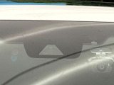 【トヨタセーフティセンス】走行中に前方の車両等を認識し、衝突しそうな時は警報とブレーキで衝突回避と被害軽減をアシスト。より安全にドライブをお楽しみいただけます。
