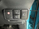 オートマチックハイビームとは、先行車や対向車のライトを認識し、ハイビームとロービームを自動で切り替える機能です。夜道の視界を確保します。詳細は販売店スタッフまでおたずねください。