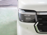 LEDヘッドライトは、点灯の瞬間から光量を発揮し、突然暗くなるトンネルなどでの安定感を高めます。