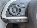 ステアリングスイッチ搭載!ハンドルひとつで手を離さなくても運転中視線をそらさなくても操作が出来て便利です