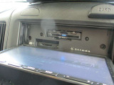 ETC車載器はナビモニターの内部に内蔵されています。