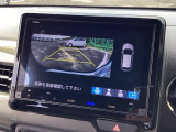 バックカメラも装備しております。車庫入れの苦手なお客様も安心!重宝してくれます!
