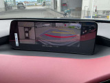 駐車時に安心な360&deg;ビューモニターが装備されています!