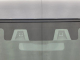 【スズキ セーフティサポート】走行中に前方の車両等を認識し、衝突しそうな時は警報とブレーキで衝突回避と被害軽減をアシスト。より安全にドライブをお楽しみいただけます。