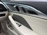 車両の詳細、ご質問につきましては、弊社営業スタッフまでお気軽にご連絡下さいませ。遠方のお客様には実車の詳細画像送信も承ります。お客様からのお問合せをお待ち致しております。