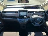 弊社ではメンテナンスパックをご用意しております。プロの目でしっかりチェックしたお車ならロングドライブも安心、うっかり忘れがちなメンテナンスも事前に案内状やお電話で時期をお知らせいたします。