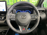 【純正革巻きステアリング】上質な革を使用することで、手にしっかり馴染みとても運転しやすいハンドルです♪