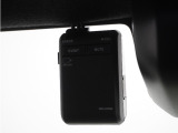 ◆ドライブレコーダー◆映像・音声などを記録する自動車用の装置です。 もしもの事故の際の記録はもちろん、旅行の際の思い出としてドライブの映像を楽しむことができます。