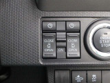 降車の際インパネに設置されたスイッチを押すことで、車両に戻る際にパワースライドドアの自動オープンを予約することが可能なウェルカムオープン機能が採用されています。