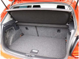 弊社でお車をご購入頂いたお客様は、一部車種を除いて【オイル交換永久無料】となっております。※詳細はスタッフまでお問合せ下さい。